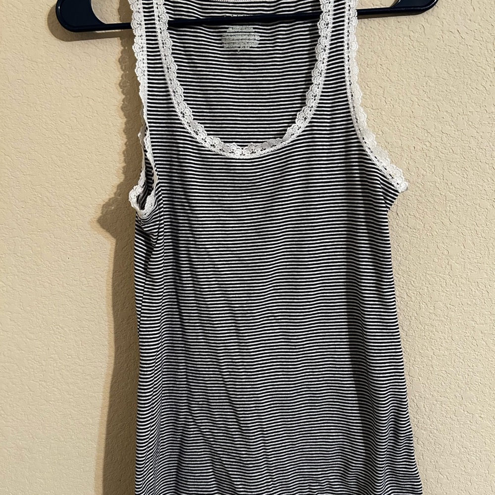 Women's Striped Lace-Trim Tank Top - Black & White Coastal Vacation Beach